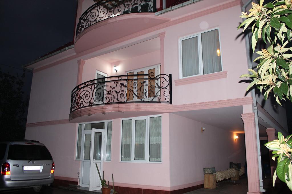 Villa Jakos Paradise Batumi Exterior photo