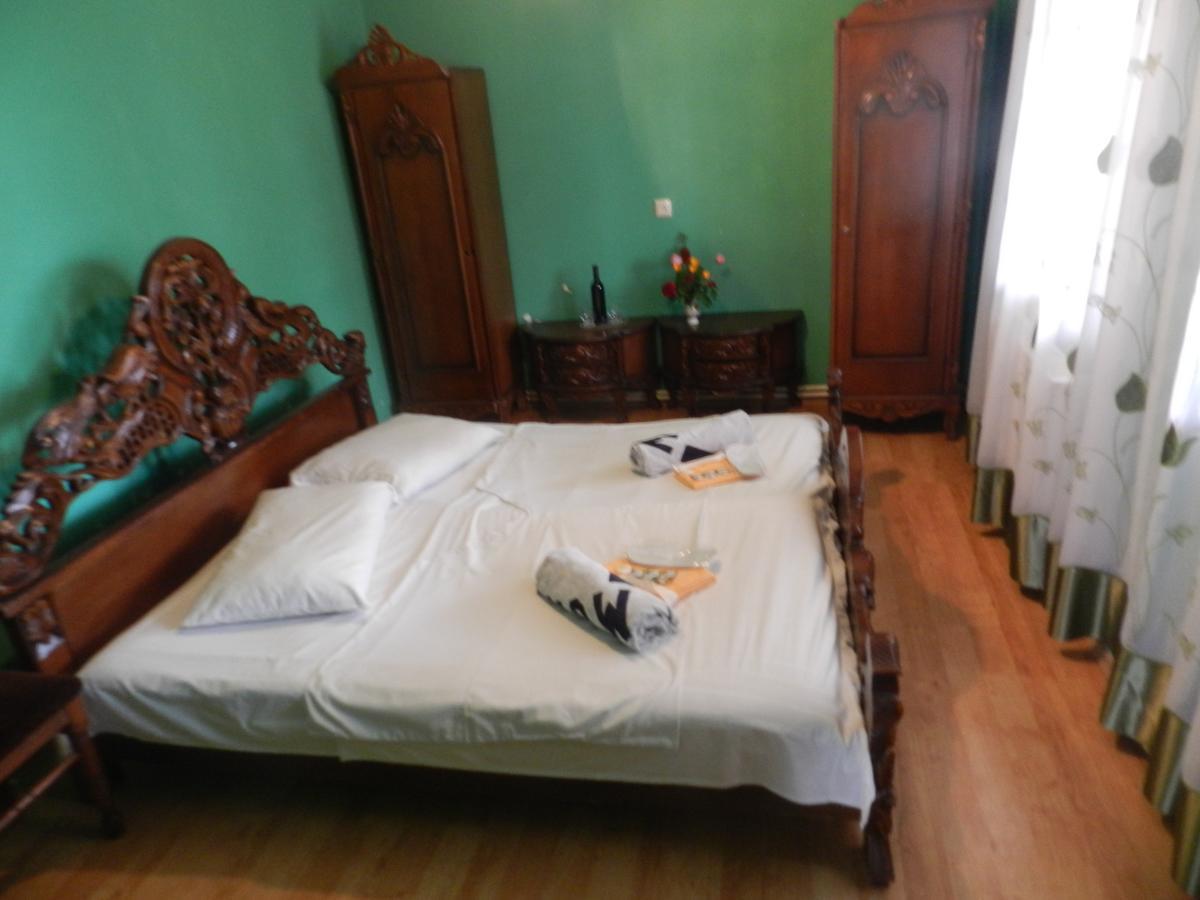 Villa Jakos Paradise Batumi Exterior photo